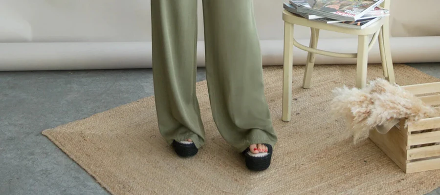 How to combine wide pants