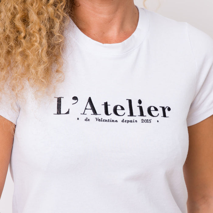 Camiseta Bordada Atelier - Blanco